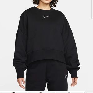 Black Nike Phoenix fleece crew